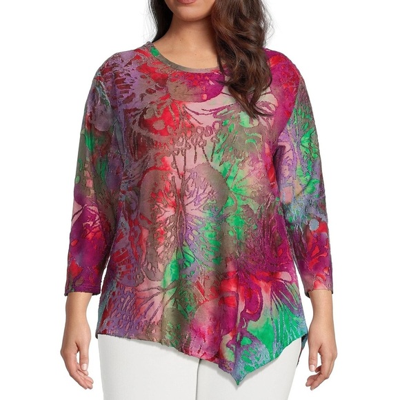 💸Sold💸 Calessa Tunic Top Women 1X Asymmetrical Hem Paisley Burnout Knit Fairy - Picture 1 of 13